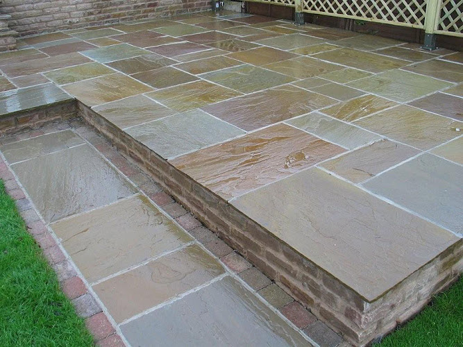 E Reynolds Fencing