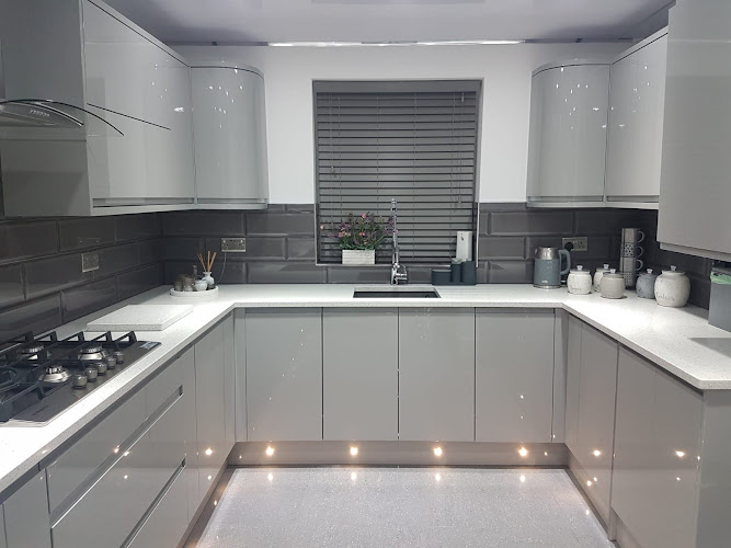 E Reynolds Fencing
