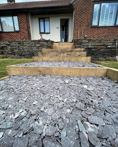 E Reynolds Fencing