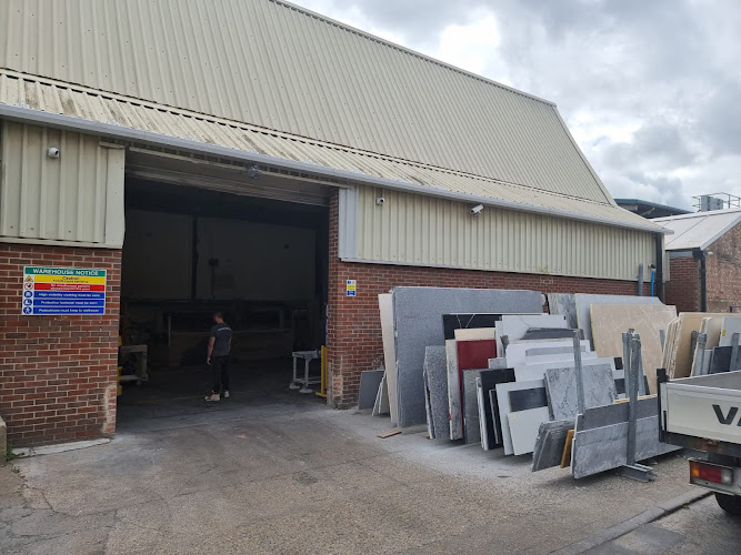 E Reynolds Fencing